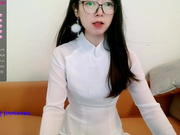 Screenshot from jinnloveu's live webcam sex show video